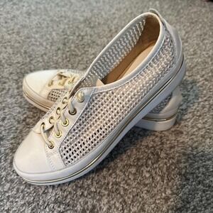 Ron White Novalee White leather lace up sneakers